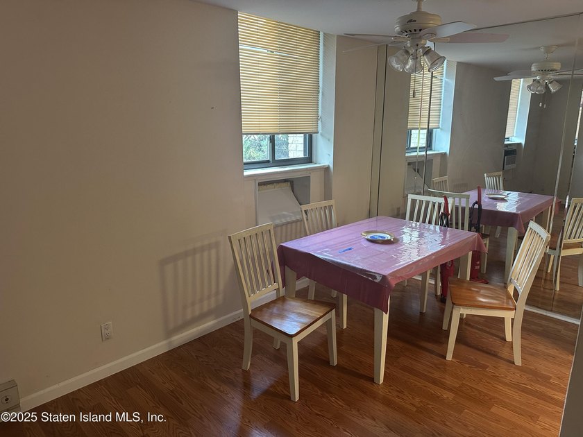 Wonderful 1 bedroom condo on first level close to all - photo 5