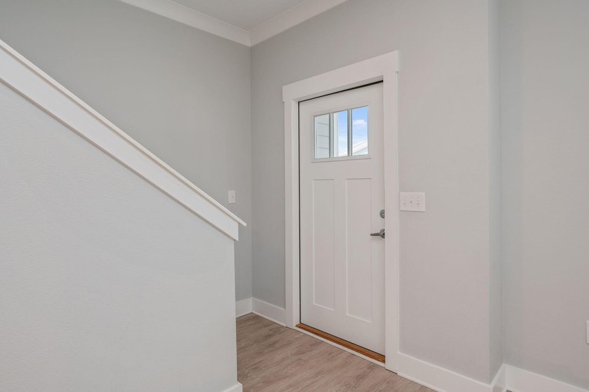 Welcome to 416 Date Palm Lane, a beautifully maintained end-unit - photo 5