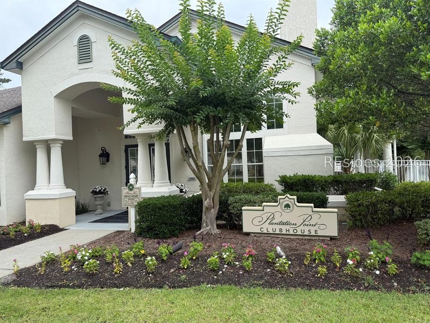 Exceptional opportunity to own this first-floor 2-bedroom - photo 15
