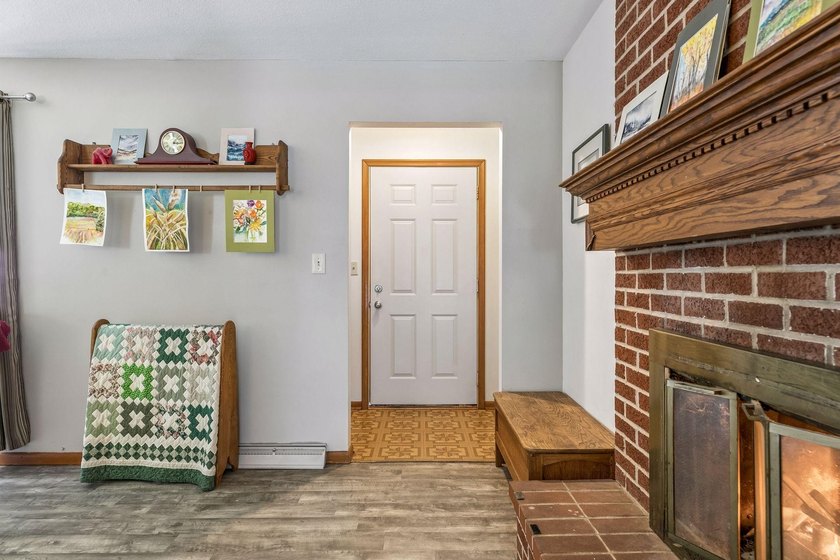 Welcome home to this charming 3-bedroom, 2-bath rambler nestled - photo 10
