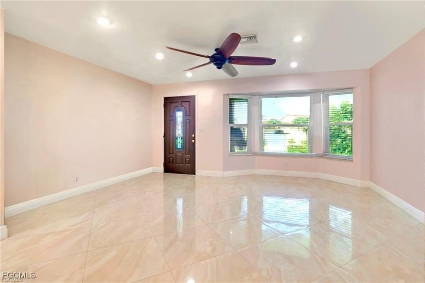 Motivated Seller of a Beautiful very well maintained Pool Home - photo 3