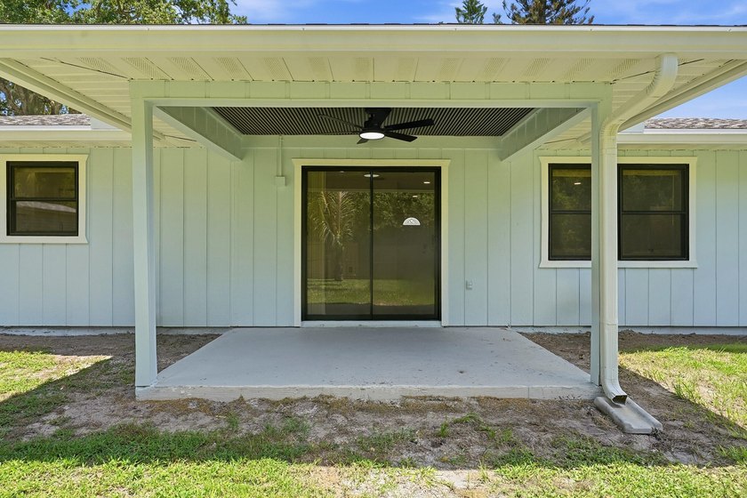 Fully remodeled and move-in ready! This 2-bedroom, 2-bathroom - photo 27