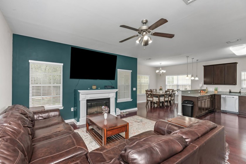 If you are looking for convenient location in Niceville, then - photo 7