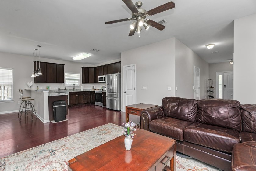 If you are looking for convenient location in Niceville, then - photo 8