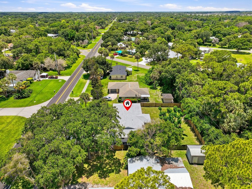 Fully remodeled and move-in ready! This 2-bedroom, 2-bathroom - photo 39
