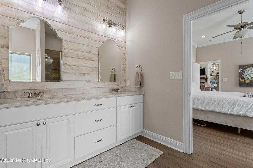 Nestled on a quiet cul-de-sac in the award-winning Ocean Springs - photo 20