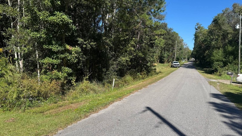 This conveniently located residential lot in the Gulf Park - photo 3