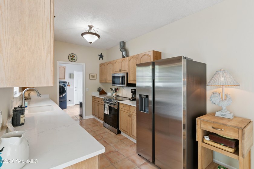 Perfect blend of refined coastal living and peaceful country - photo 14