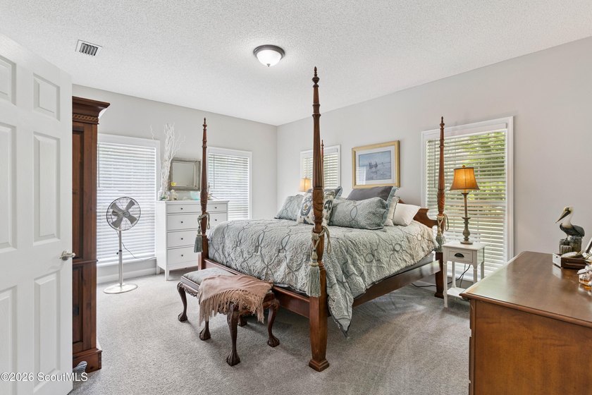Perfect blend of refined coastal living and peaceful country - photo 17