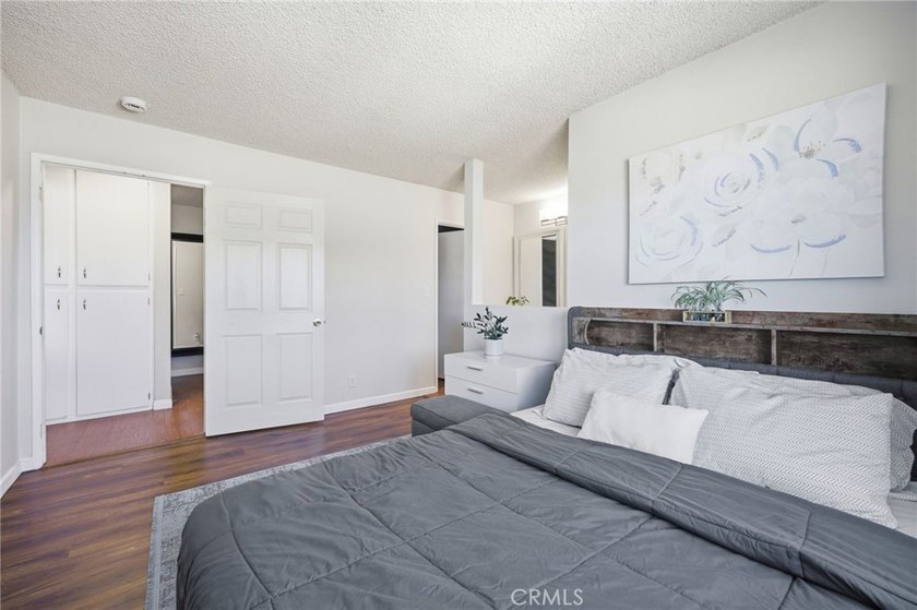 Welcome to this inviting 2-bed/ 2-bath condo the desirable Casa - photo 28