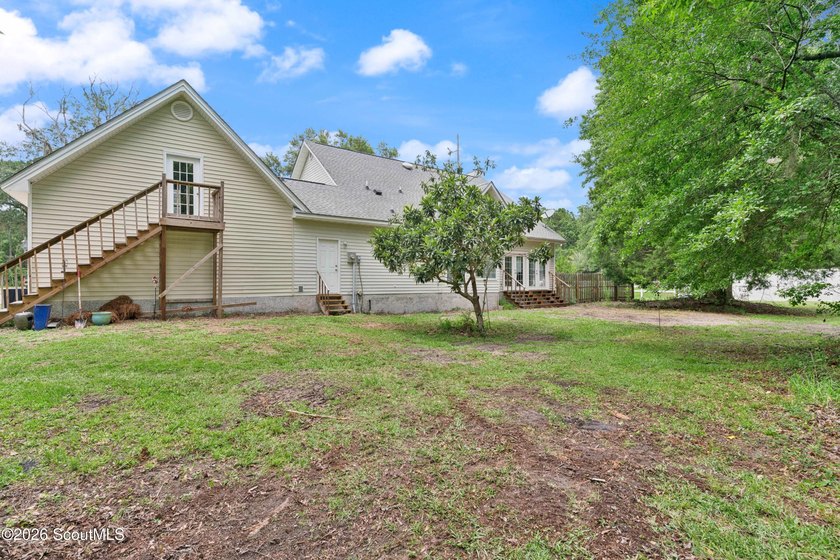 Perfect blend of refined coastal living and peaceful country - photo 34