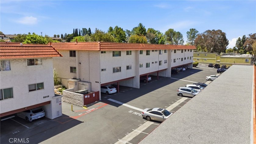 Welcome to this inviting 2-bed/ 2-bath condo the desirable Casa - photo 45