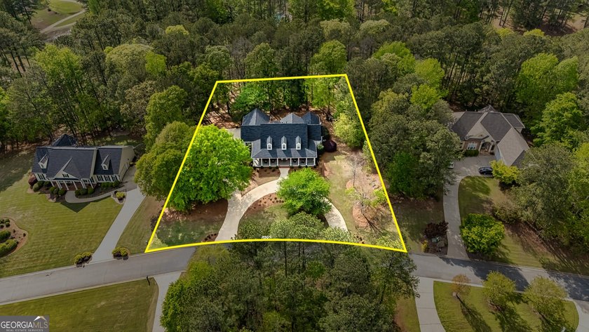 Southern Charm Meets Golf Course Living in Arbor Springs - photo 2
