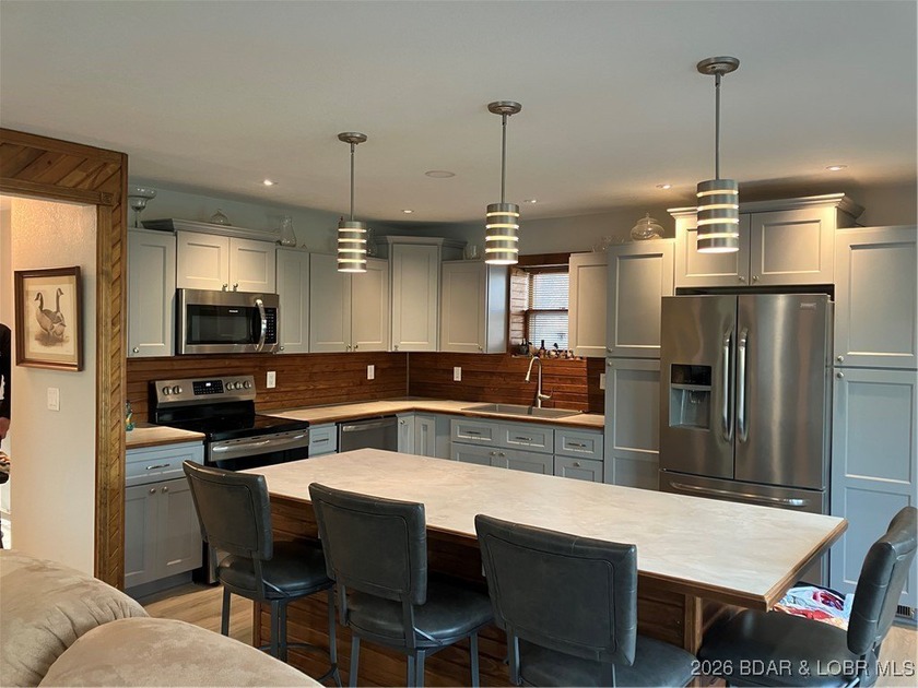 **Lakefront Home with 3 Acres ** One owner Custom Built Home - - photo 13