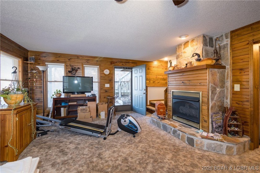 **Lakefront Home with 3 Acres ** One owner Custom Built Home - - photo 28