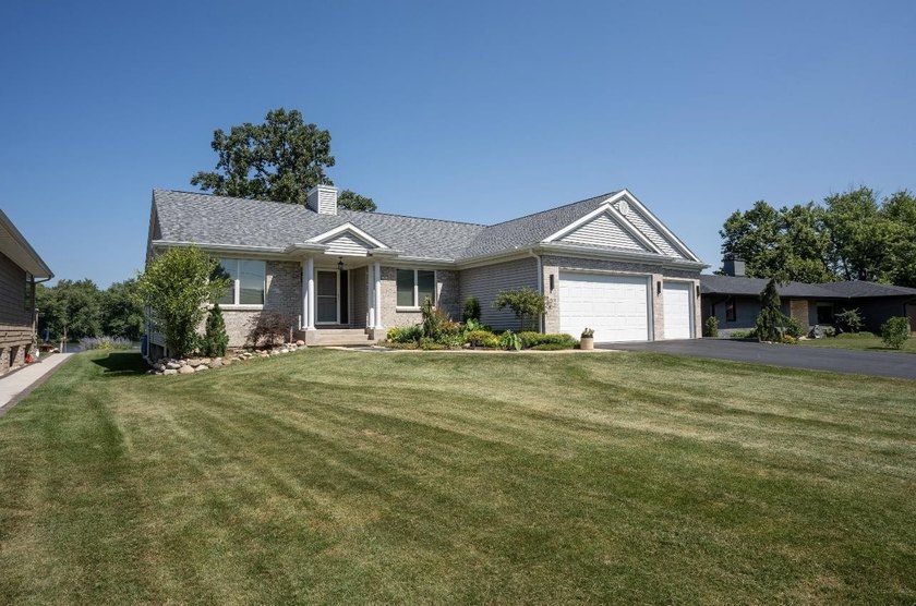 Experience waterfront living at its finest in this beautifully - photo 2