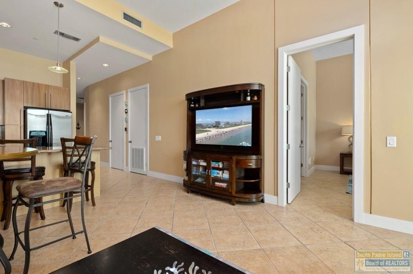 Experience luxury living at the Sapphire, South Padre Island's - photo 4