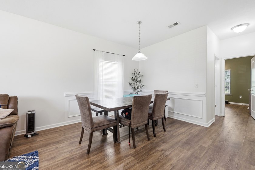 Welcome to 108 Brooklet Cir! This 5 bedroom 3 bathroom 3,016 - photo 12