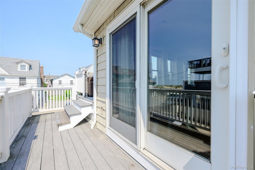 Enjoy the ultimate coastal lifestyle in this exceptional - photo 27