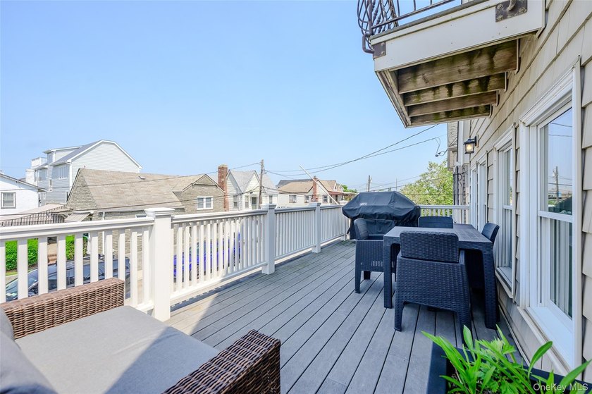 Enjoy the ultimate coastal lifestyle in this exceptional - photo 30
