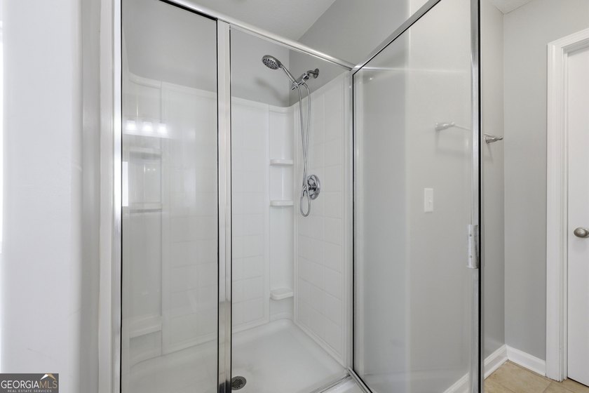 Welcome to 108 Brooklet Cir! This 5 bedroom 3 bathroom 3,016 - photo 31