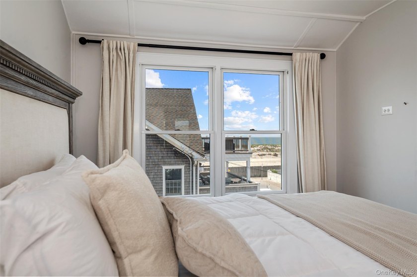 Enjoy the ultimate coastal lifestyle in this exceptional - photo 34