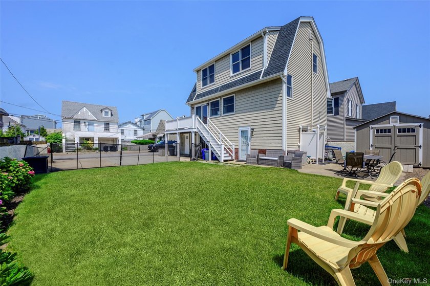 Enjoy the ultimate coastal lifestyle in this exceptional - photo 42