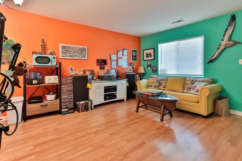 Welcome to easy coastal living at 603 Wagon Wheel Rd #203, a - photo 3