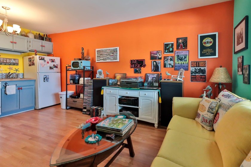 Welcome to easy coastal living at 603 Wagon Wheel Rd #203, a - photo 4