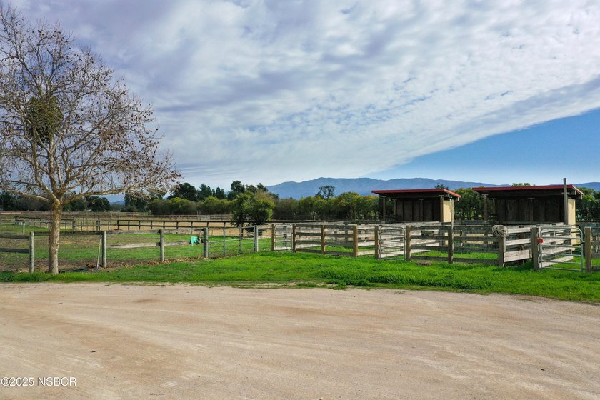 Discover an extraordinary opportunity in the heart of Santa Ynez - photo 48