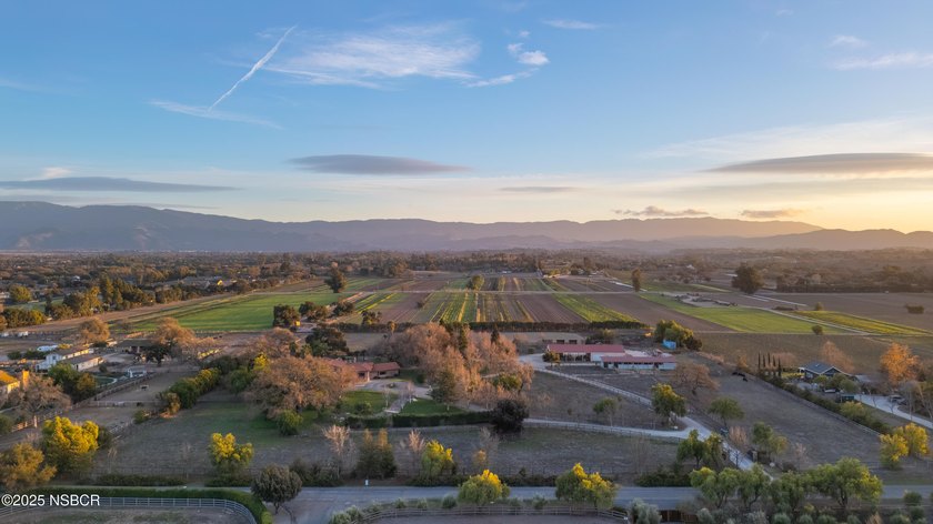 Discover an extraordinary opportunity in the heart of Santa Ynez - photo 50