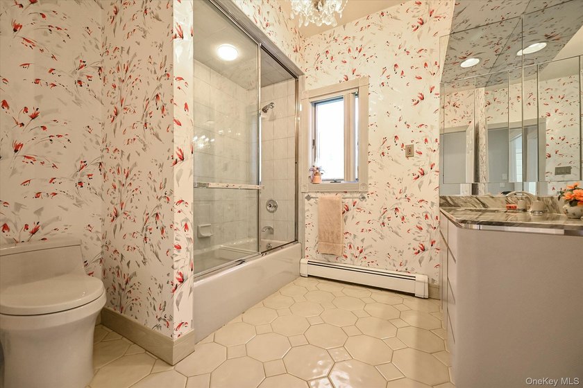 Experience refined living in this exquisitely crafted and - photo 11