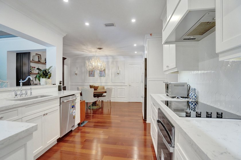 Nestled just moments from Coral Ridge Country Club, this - photo 11