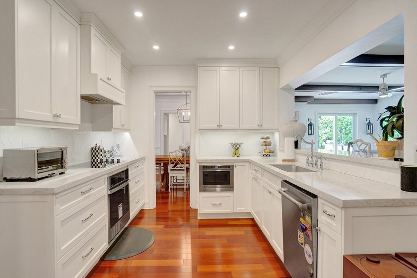 Nestled just moments from Coral Ridge Country Club, this - photo 13