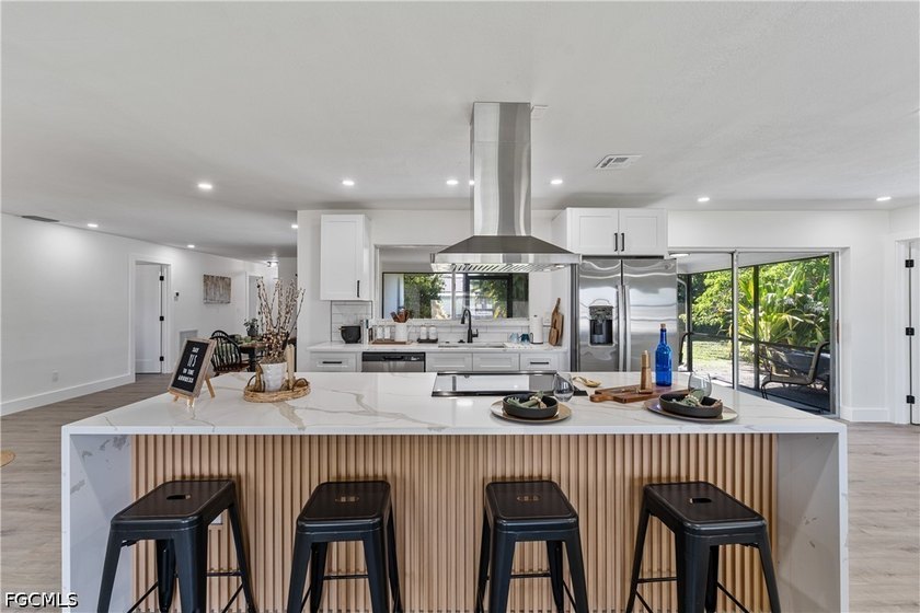 Completely Renovated Ranch Home on an Oversized Double Corner - photo 14