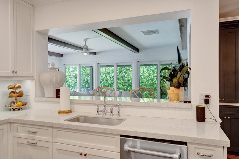 Nestled just moments from Coral Ridge Country Club, this - photo 14