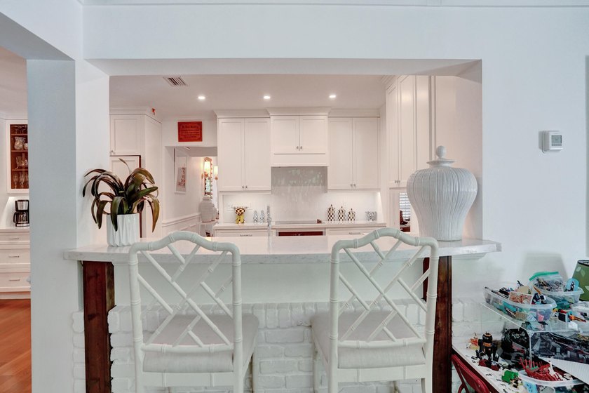 Nestled just moments from Coral Ridge Country Club, this - photo 28