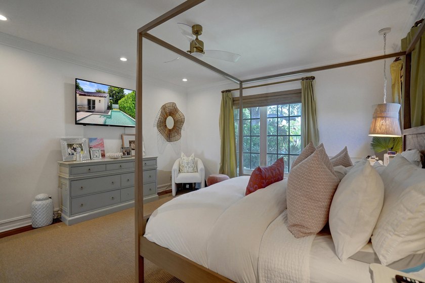 Nestled just moments from Coral Ridge Country Club, this - photo 34