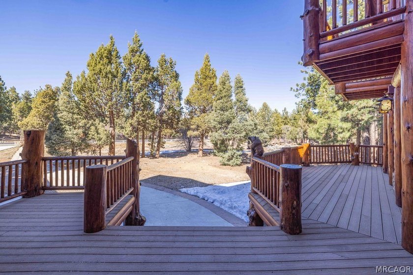 Set on over an acre in the highly sought-after Meadowbrook - photo 39