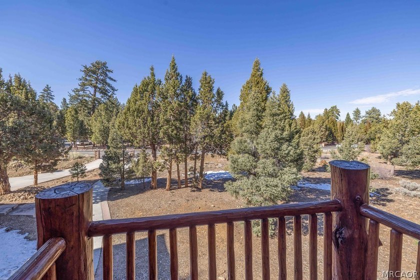 Set on over an acre in the highly sought-after Meadowbrook - photo 42