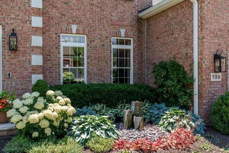 Luxury at its finest! This stunning, completely updated and - photo 4