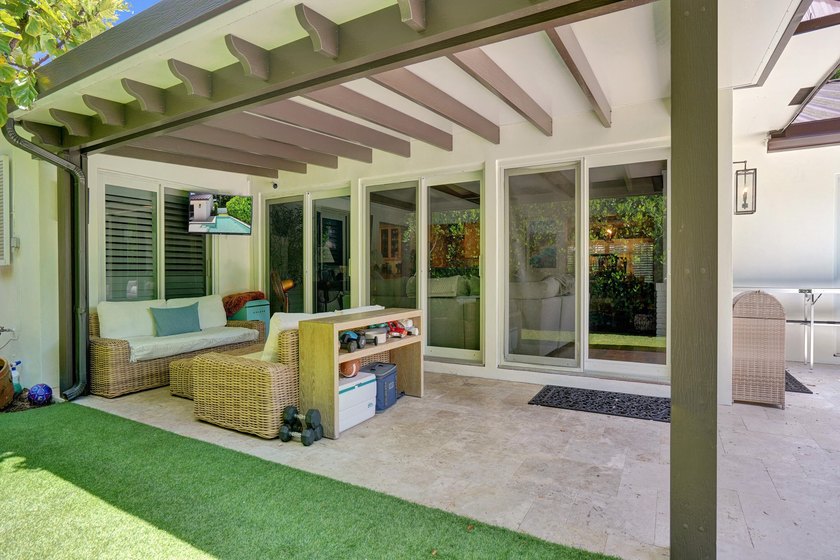 Nestled just moments from Coral Ridge Country Club, this - photo 47