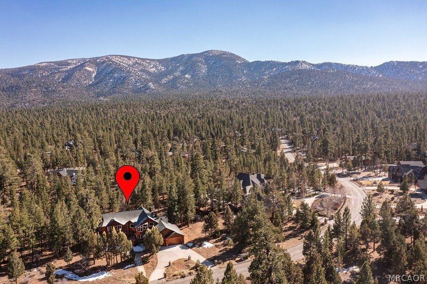Set on over an acre in the highly sought-after Meadowbrook - photo 48