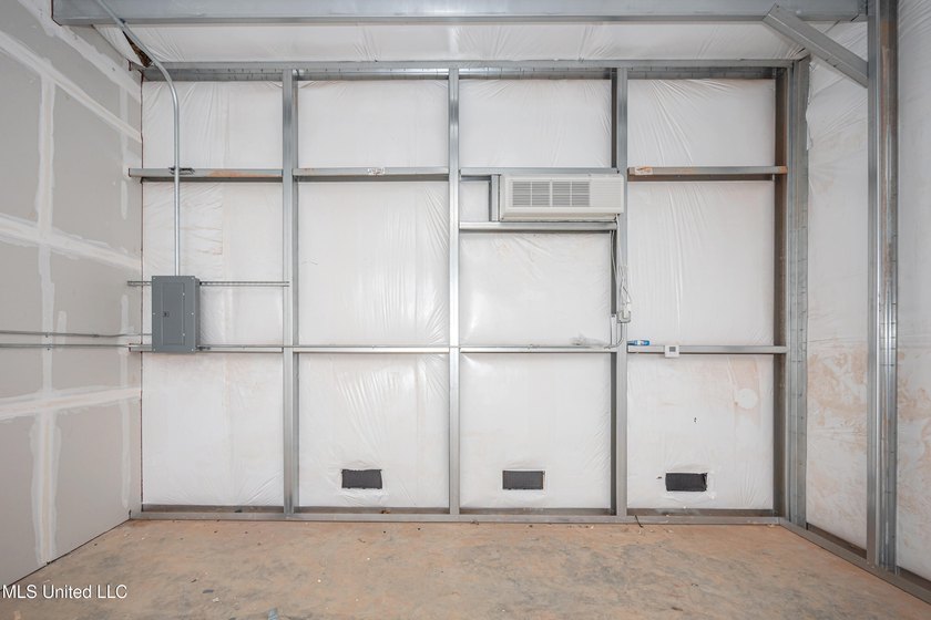 Here is your chance to OWN not Rent 1000sq ft of storage for you - photo 20