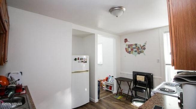 Looking to grow your investment portfolio? This well-maintained - photo 9