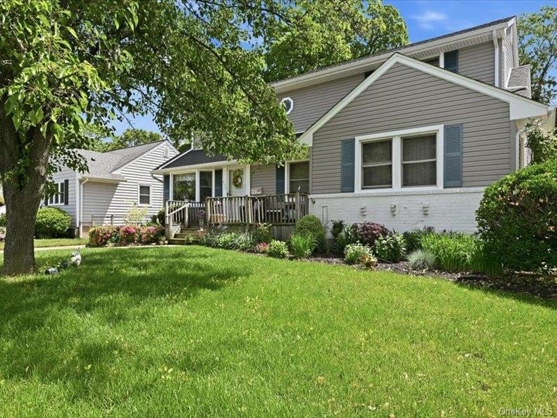 Welcome to this home in the desirable Forest City section of - photo 2