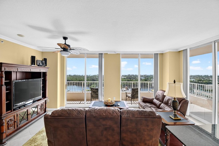 Amazing ocean and intracoastal views from this SE corner 3 - photo 15