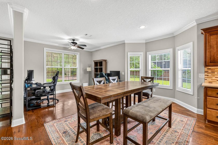 Beautiful 4-bedroom home in sought-after Carriage Gate - photo 18