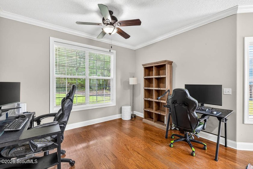 Beautiful 4-bedroom home in sought-after Carriage Gate - photo 19