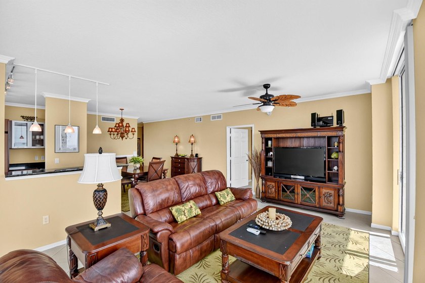 Amazing ocean and intracoastal views from this SE corner 3 - photo 24